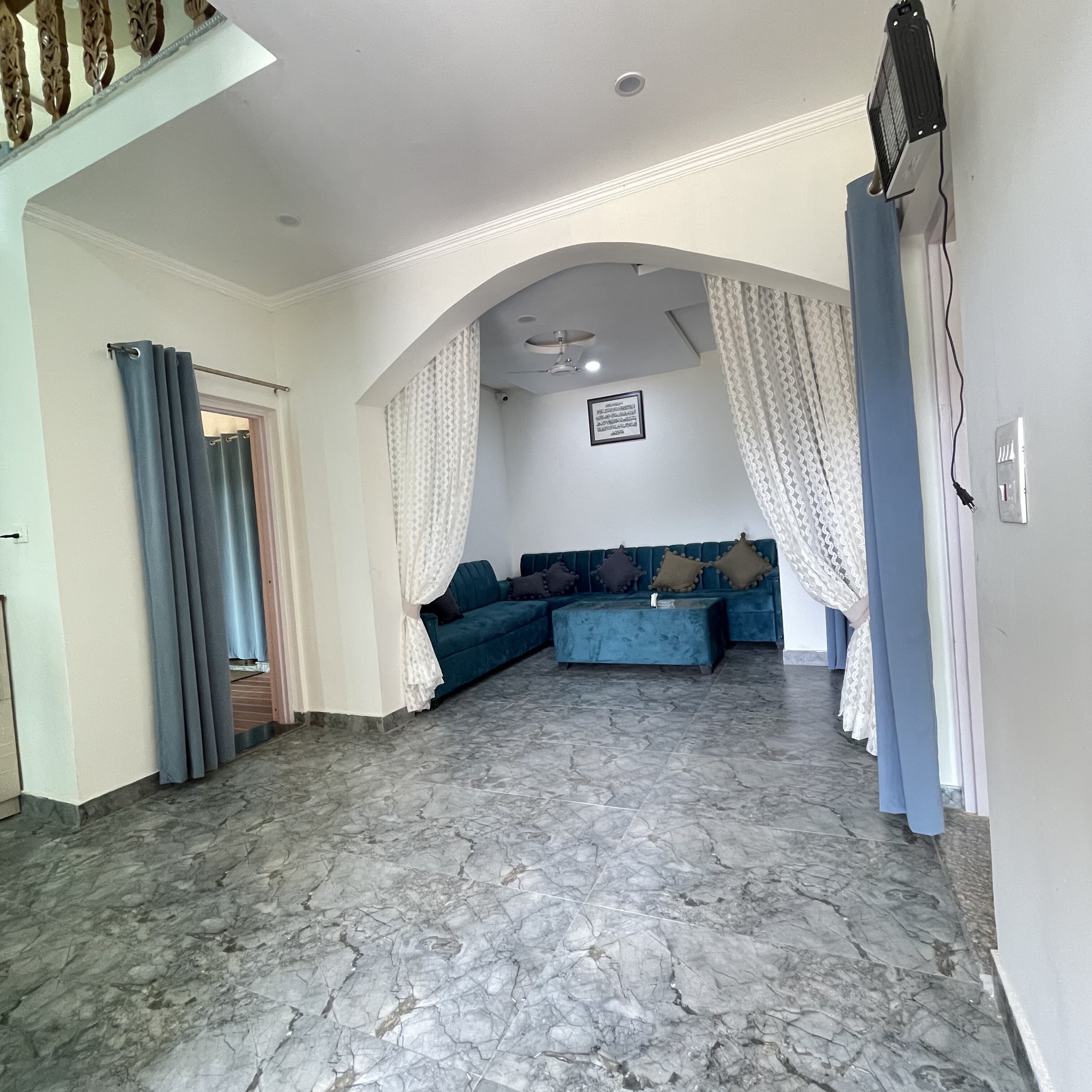 Inviting guest corner